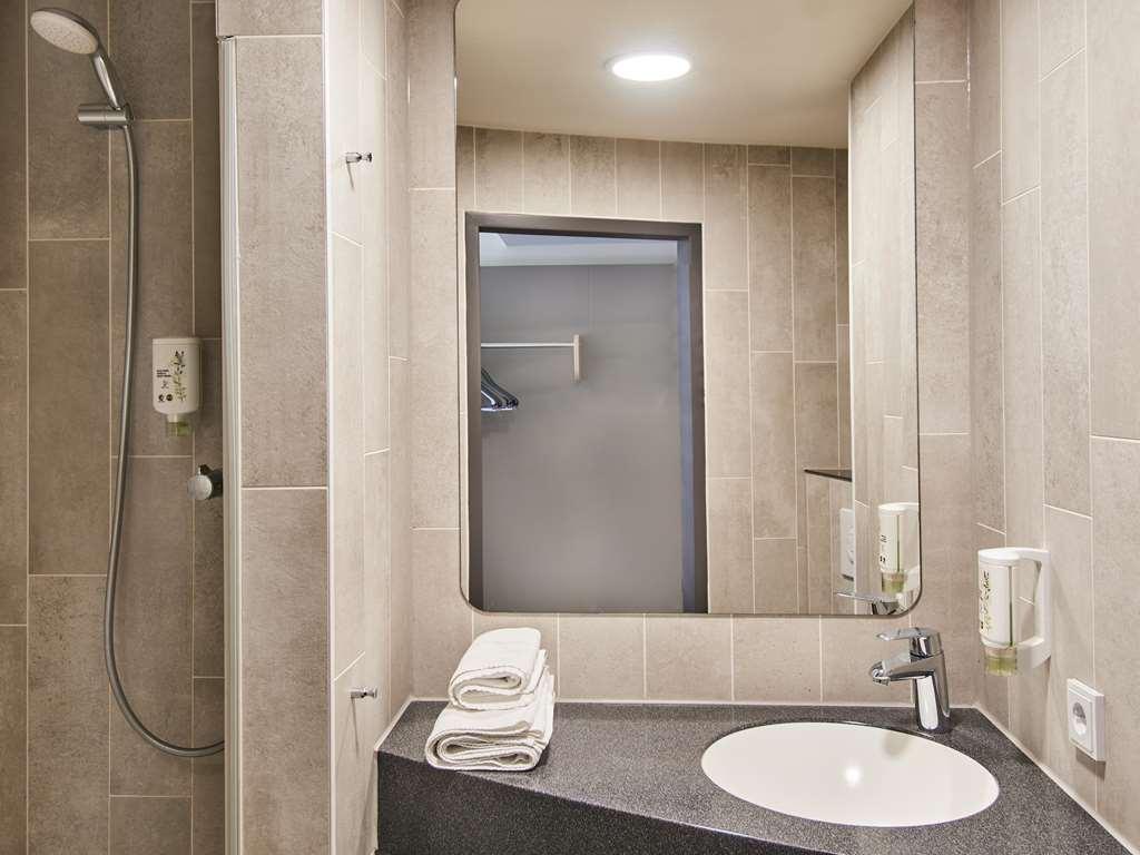 B&B Hotel Frankfurt-West แอชบอร์น ห้อง รูปภาพ